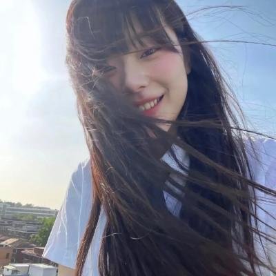 她引神明坠落$指尖沦陷